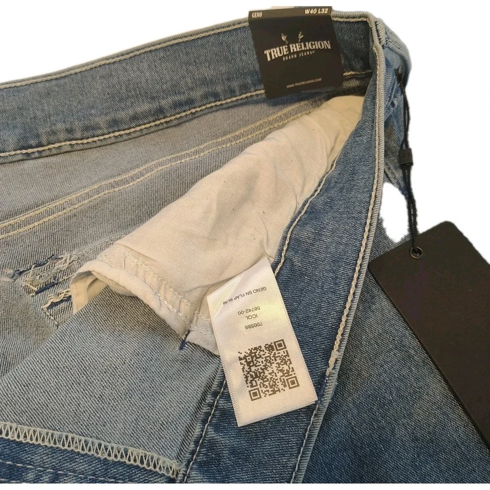 True Religion Geno SN Flap Slim Light Idyllic Wash‎ 40x32 Relaxed Slim Jean A4